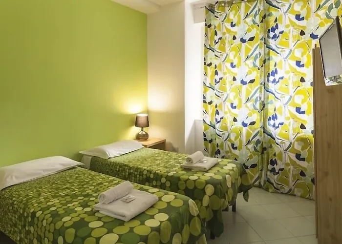 Of The Sun Ostello *