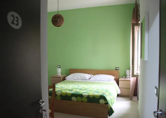 Of The Sun Ostello *